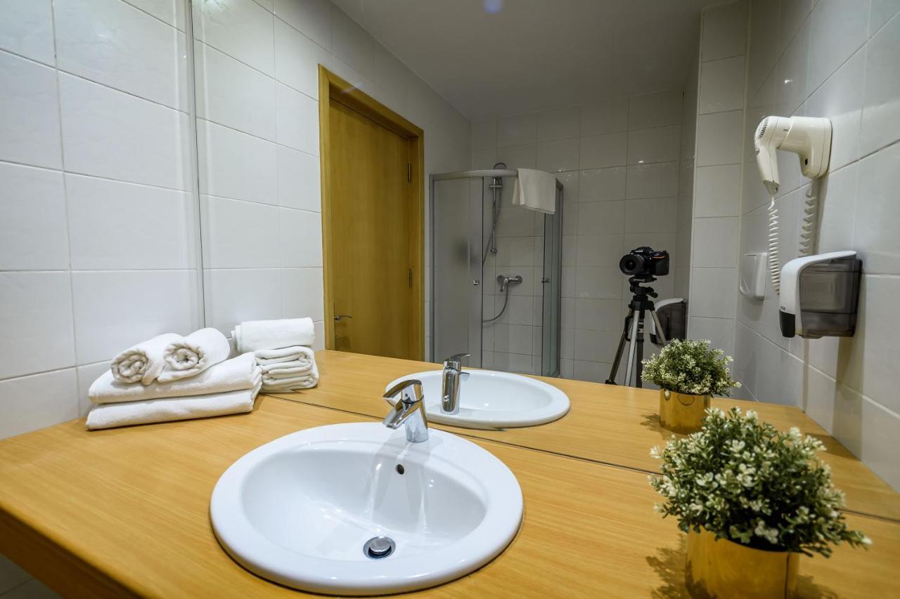 Hotel Andy Km 36 Бухарест Екстер'єр фото